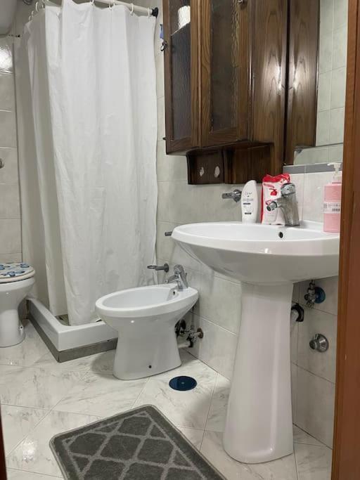 Emyesabi Apartment Napoli Ngoại thất bức ảnh